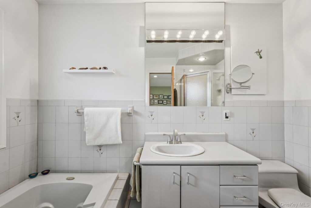 23 Will Rogers Lane, Nanuet, NY 10954 - Photo 28 of 47