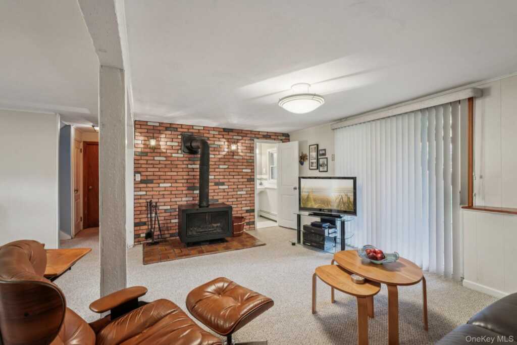 23 Will Rogers Lane, Nanuet, NY 10954 - Photo 33 of 47