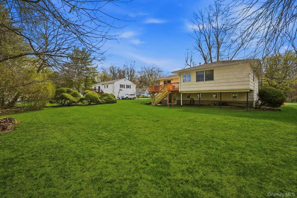 23 Will Rogers Lane, Nanuet, NY 10954 - Photo 40 of 47