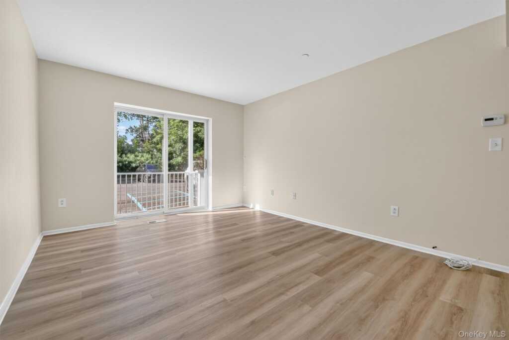 10-12 Chestnut Street, Unit #A105, Suffern, NY 10901 - Photo 11 of 35