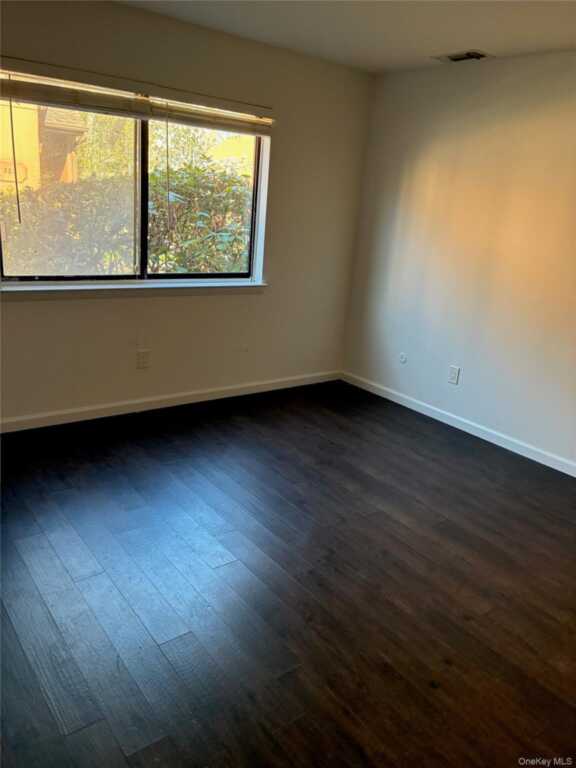 401 Town Hill Road, Unit #1-D, Nanuet, NY 10954 - Photo 13 of 15