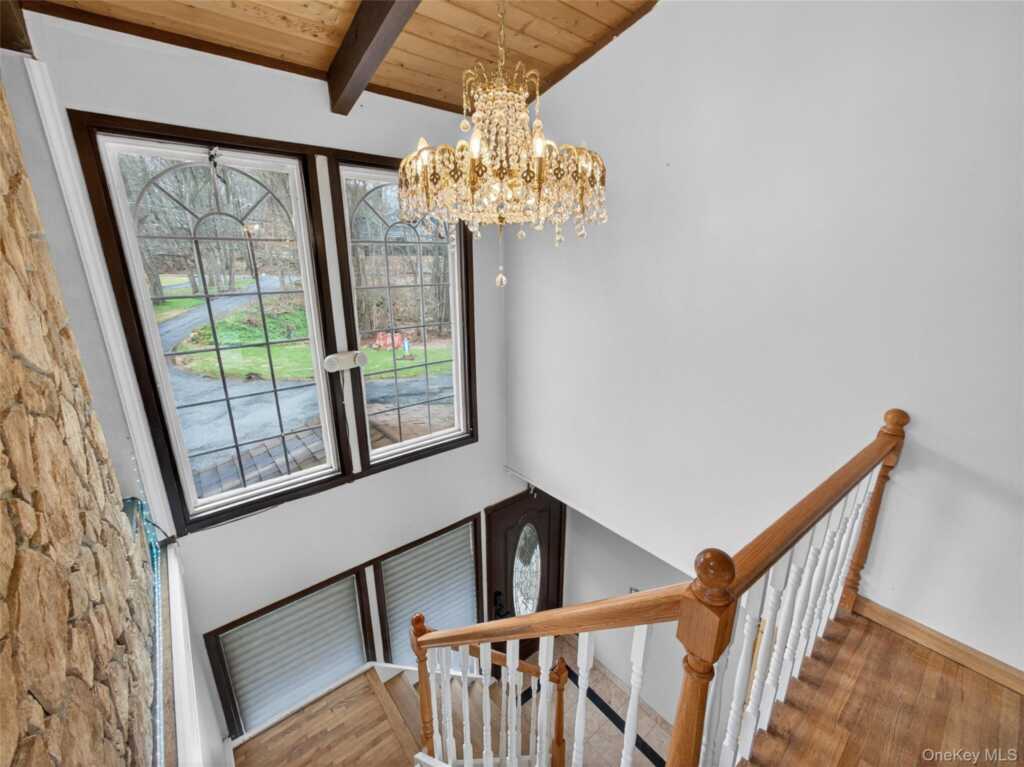 810 Haverstraw Road, Suffern, NY 10901 - Photo 24 of 49