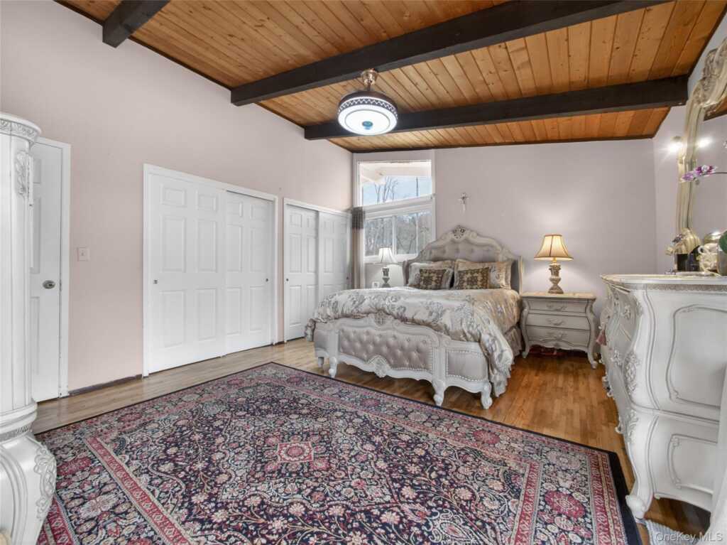 810 Haverstraw Road, Suffern, NY 10901 - Photo 27 of 49