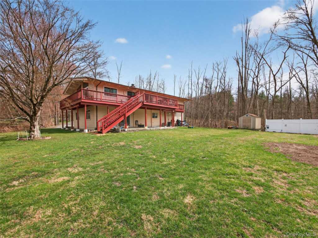 810 Haverstraw Road, Suffern, NY 10901 - Photo 39 of 49