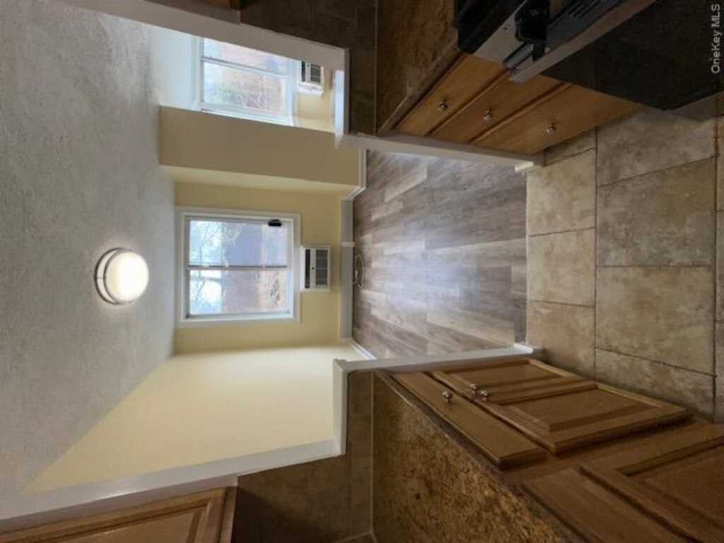 14 Nosband Avenue, Unit #1j, White Plains, NY 10605 - Photo 6 of 35