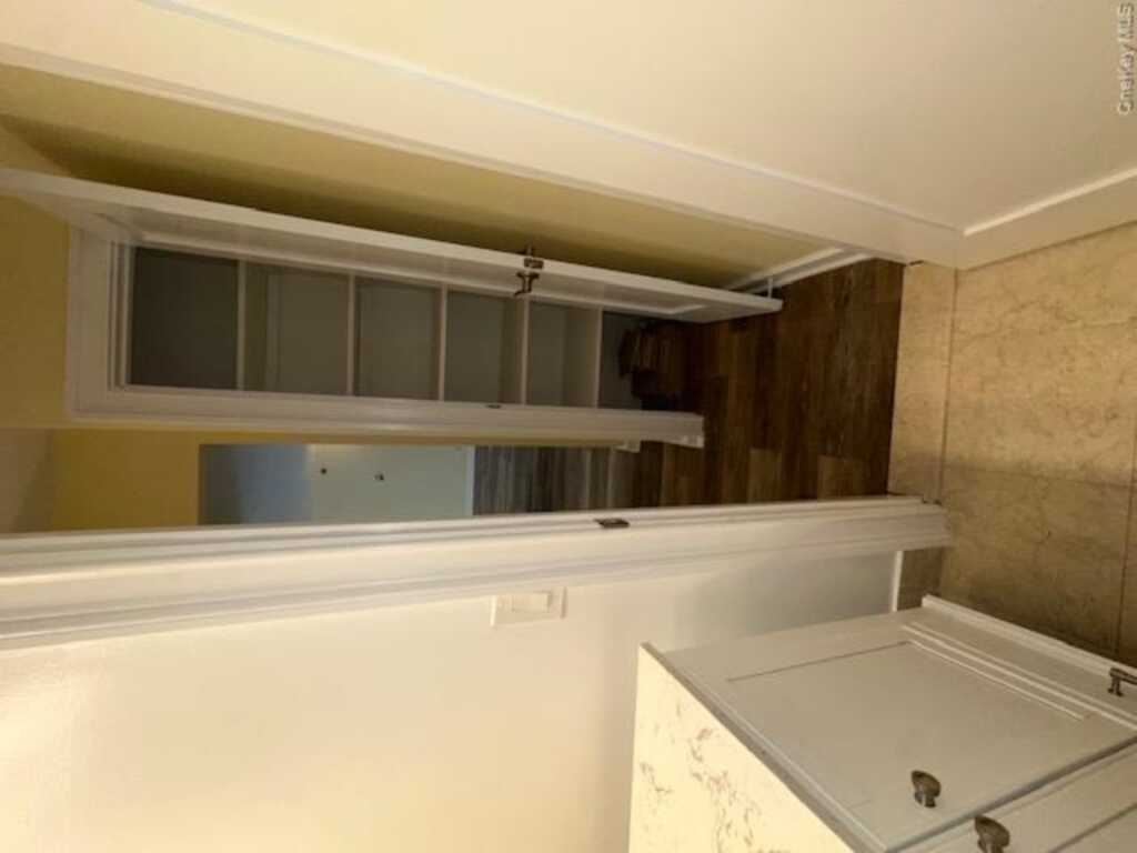 14 Nosband Avenue, Unit #1j, White Plains, NY 10605 - Photo 9 of 35