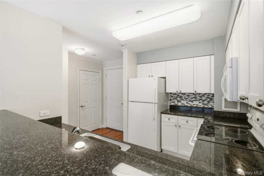300 Mamaroneck Avenue, Unit #323, White Plains, NY 10604 - Photo 19 of 29
