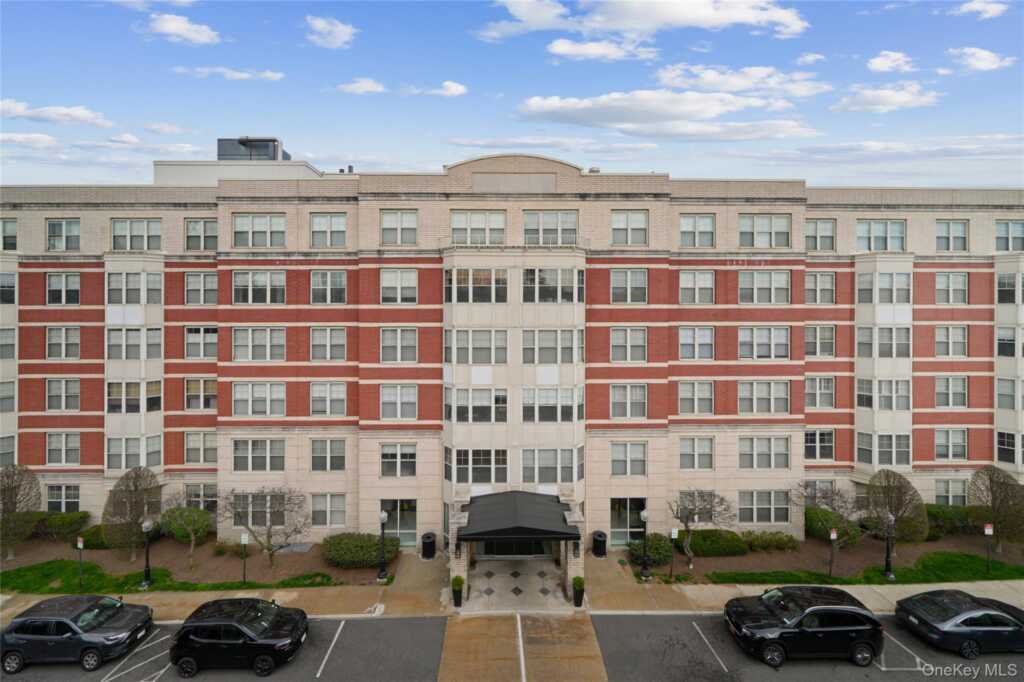 300 Mamaroneck Avenue, Unit #323, White Plains, NY 10604 - Photo 2 of 29