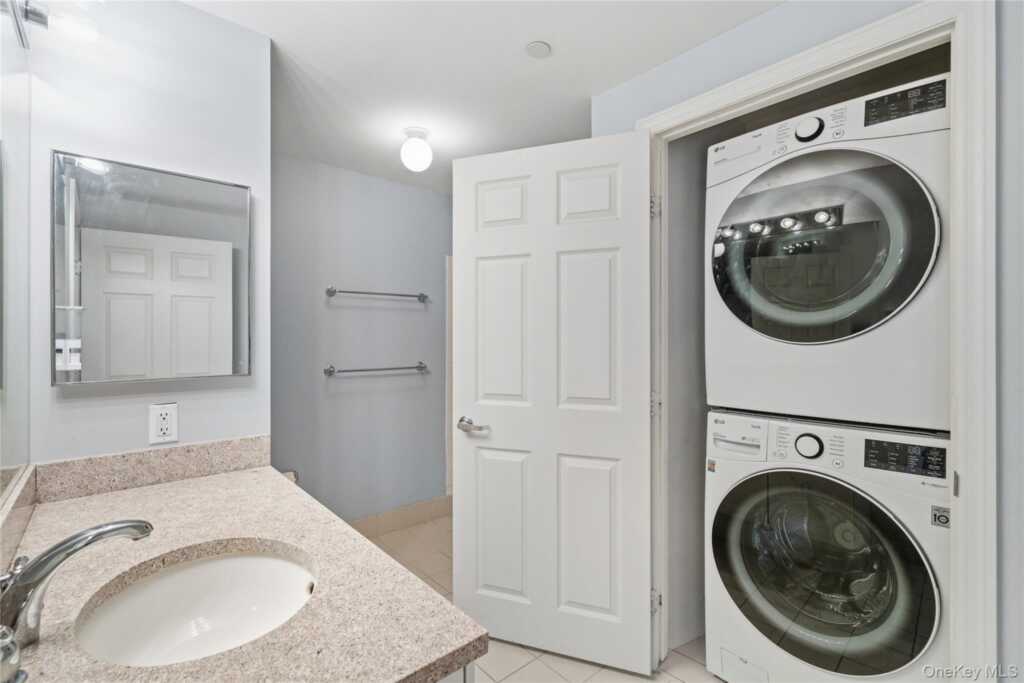 300 Mamaroneck Avenue, Unit #323, White Plains, NY 10604 - Photo 25 of 29