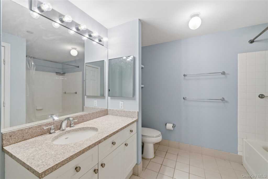 300 Mamaroneck Avenue, Unit #323, White Plains, NY 10604 - Photo 26 of 29