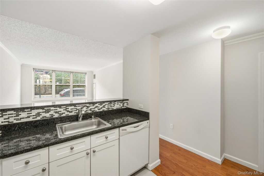 300 Mamaroneck Avenue, Unit #323, White Plains, NY 10604 - Photo 9 of 29