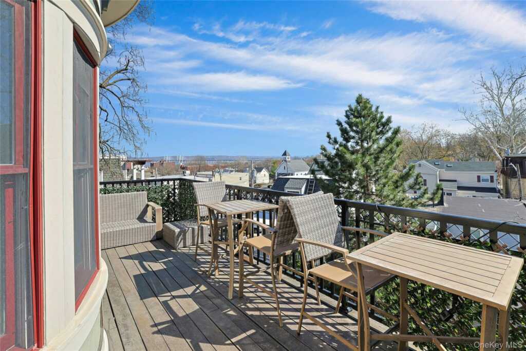 19 E Catherine Street, Nyack, NY 10960 - Photo 12 of 50