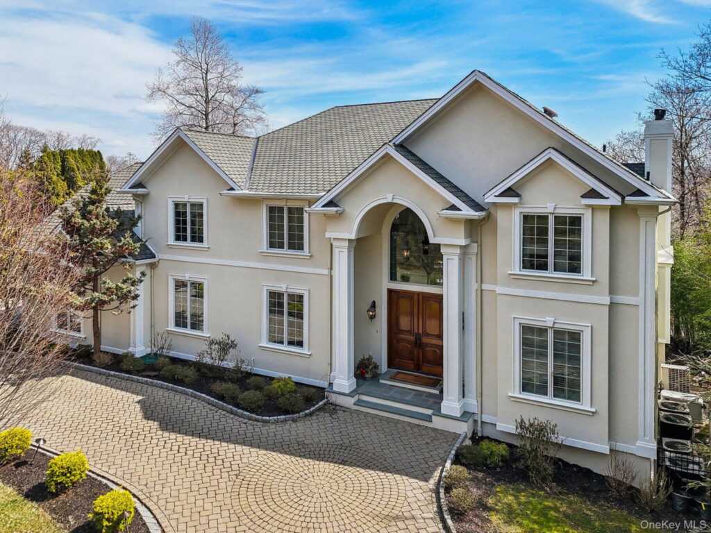2 Tompkins Court, Nyack, NY 10960