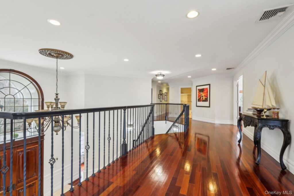 2 Tompkins Court, Nyack, NY 10960 - Photo 19 of 45