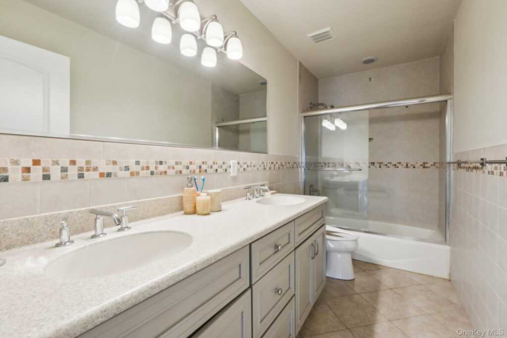 2 Tompkins Court, Nyack, NY 10960 - Photo 31 of 45