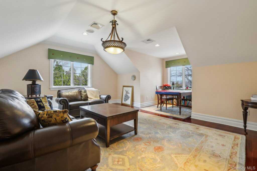 2 Tompkins Court, Nyack, NY 10960 - Photo 32 of 45