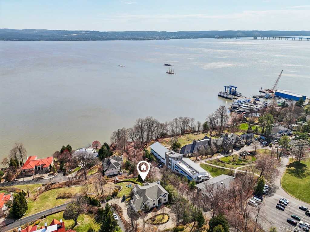 2 Tompkins Court, Nyack, NY 10960 - Photo 40 of 45