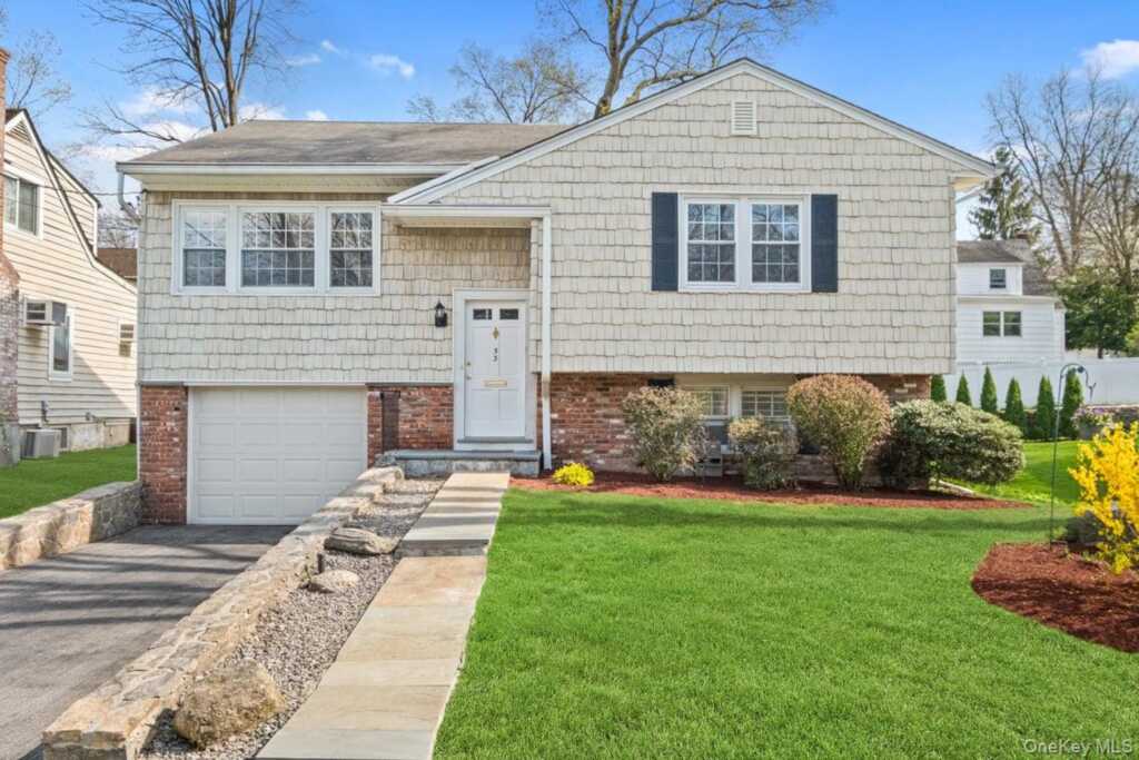 53 Jennings Road, White Plains, NY 10605