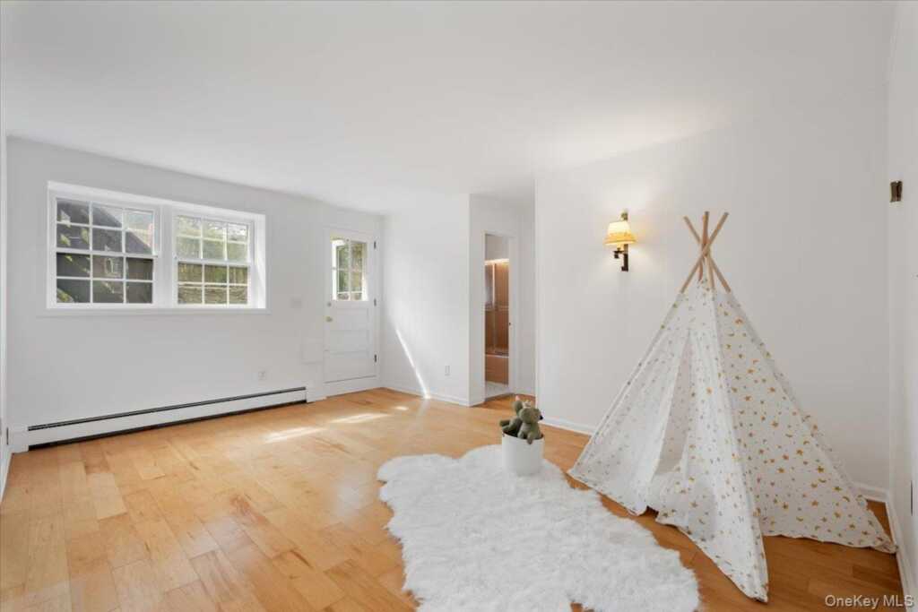 53 Jennings Road, White Plains, NY 10605 - Photo 17 of 23