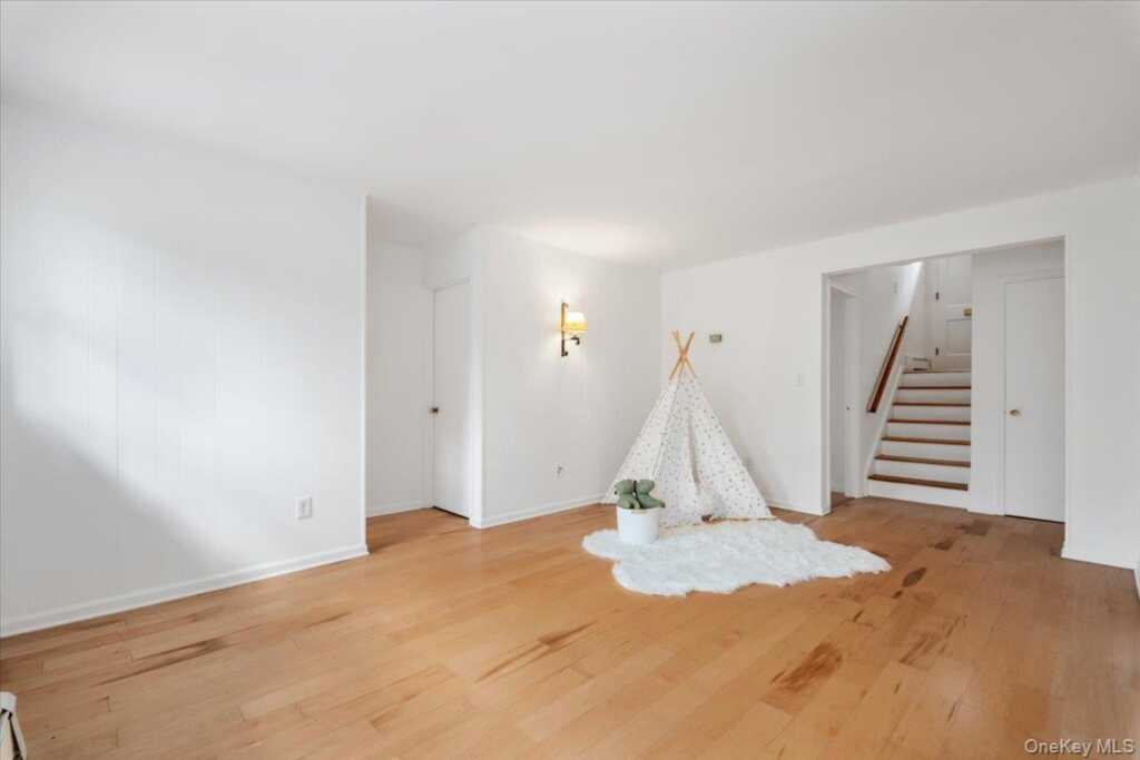 53 Jennings Road, White Plains, NY 10605 - Photo 18 of 23