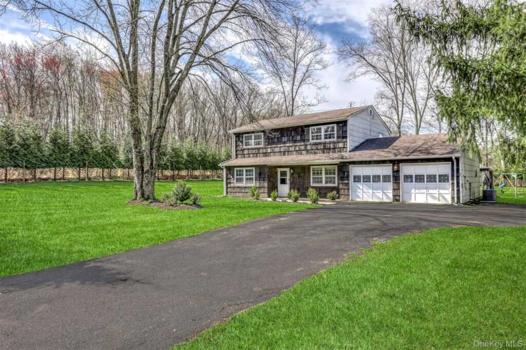 1 Cottage Lane, Suffern, NY 10901