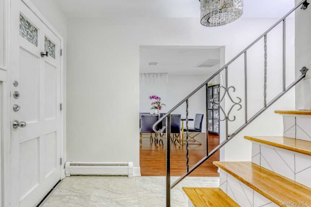 1 Cottage Lane, Suffern, NY 10901 - Photo 4 of 24
