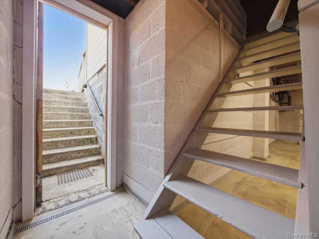 311 Willow Grove Road, Stony Point, NY 10980 - Photo 33 of 42