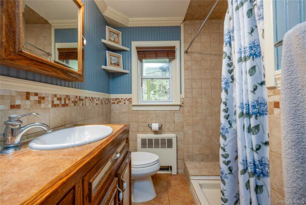 40 Graney Court, Pearl River, NY 10965 - Photo 17 of 24