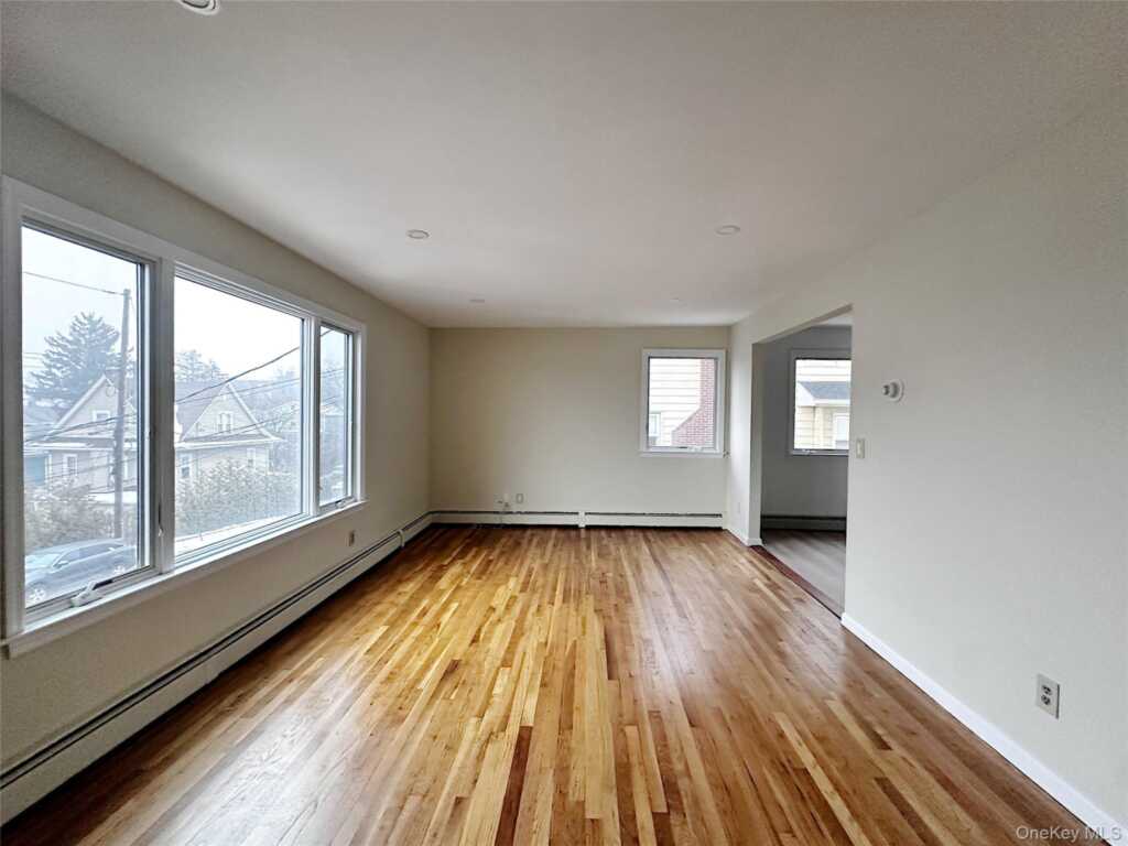 25 Acacia, Unit #1, New Rochelle, NY 10805