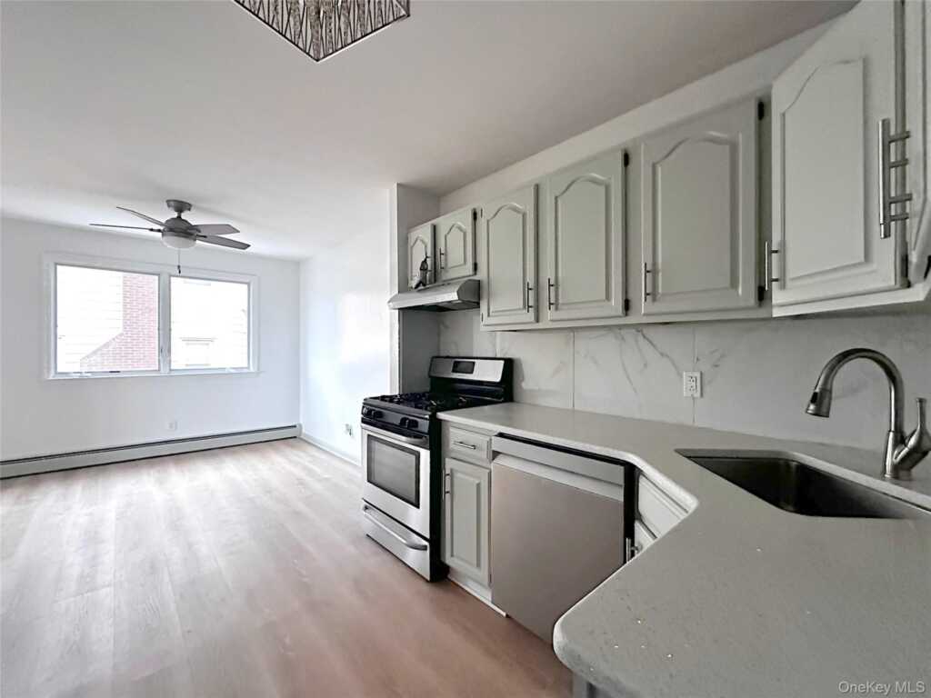 25 Acacia, Unit #1, New Rochelle, NY 10805 - Photo 6 of 24