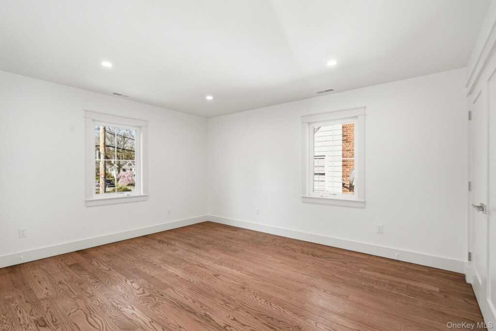 54 Lindbergh Avenue, Rye, NY 10580 - Photo 13 of 28