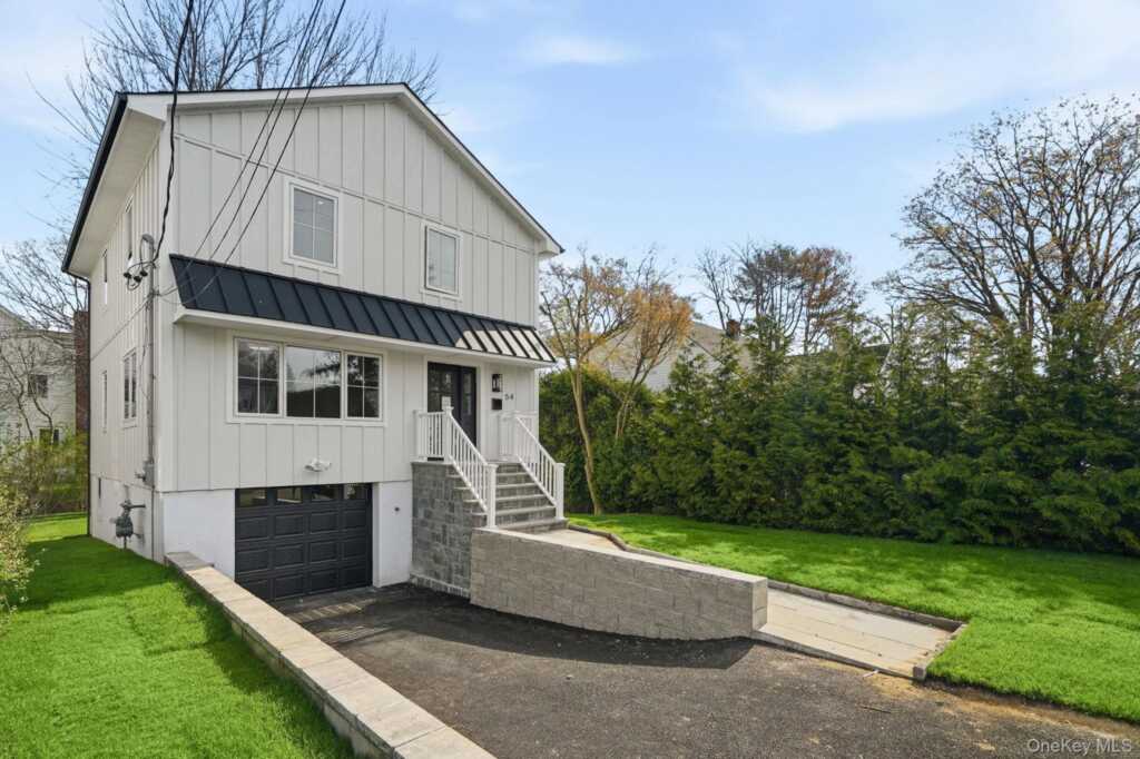 54 Lindbergh Avenue, Rye, NY 10580 - Photo 2 of 28