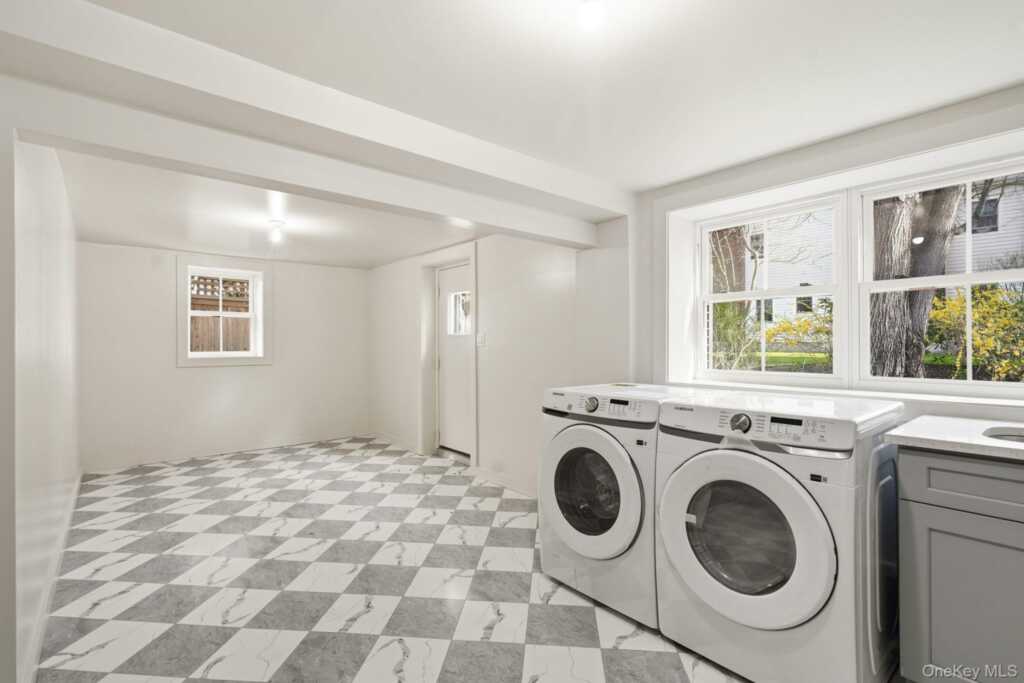 54 Lindbergh Avenue, Rye, NY 10580 - Photo 21 of 28