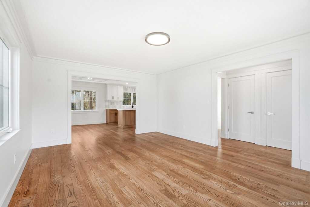 54 Lindbergh Avenue, Rye, NY 10580 - Photo 5 of 28