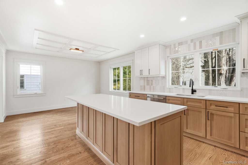 54 Lindbergh Avenue, Rye, NY 10580 - Photo 8 of 28