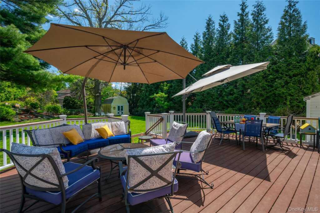 1 Pembroke Street, New Rochelle, NY 10801 - Photo 32 of 47