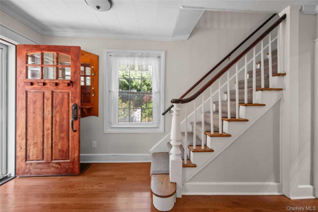 1 Pembroke Street, New Rochelle, NY 10801 - Photo 4 of 47