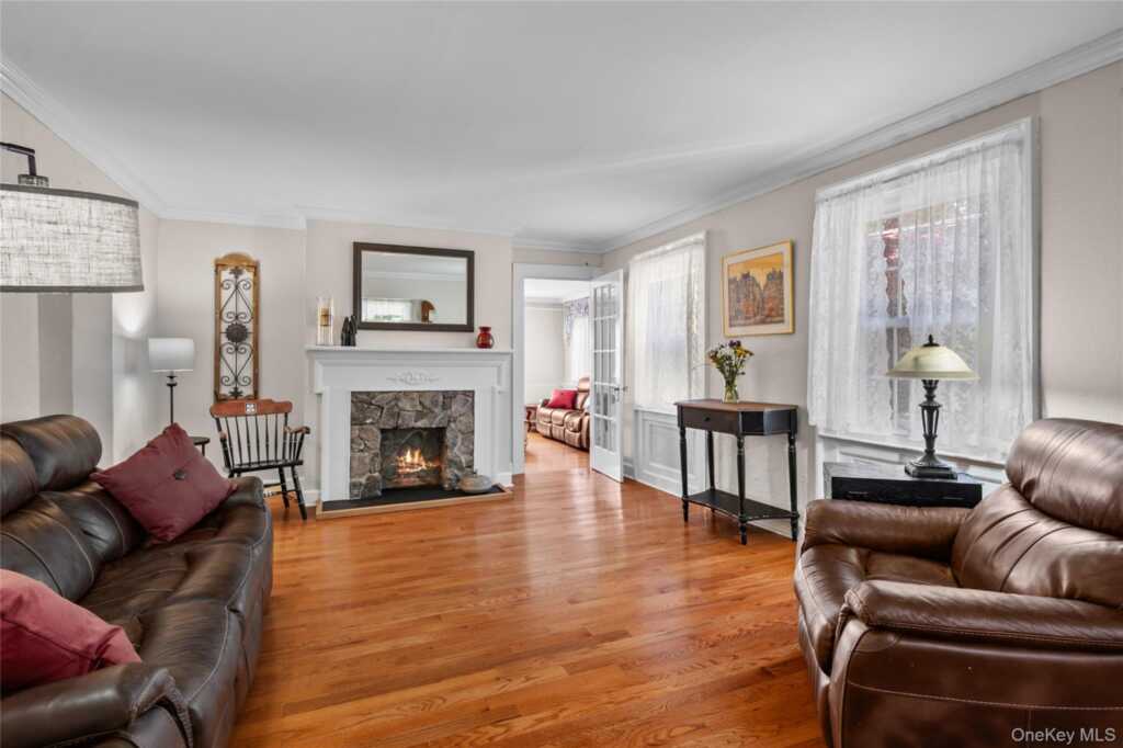 1 Pembroke Street, New Rochelle, NY 10801 - Photo 5 of 47