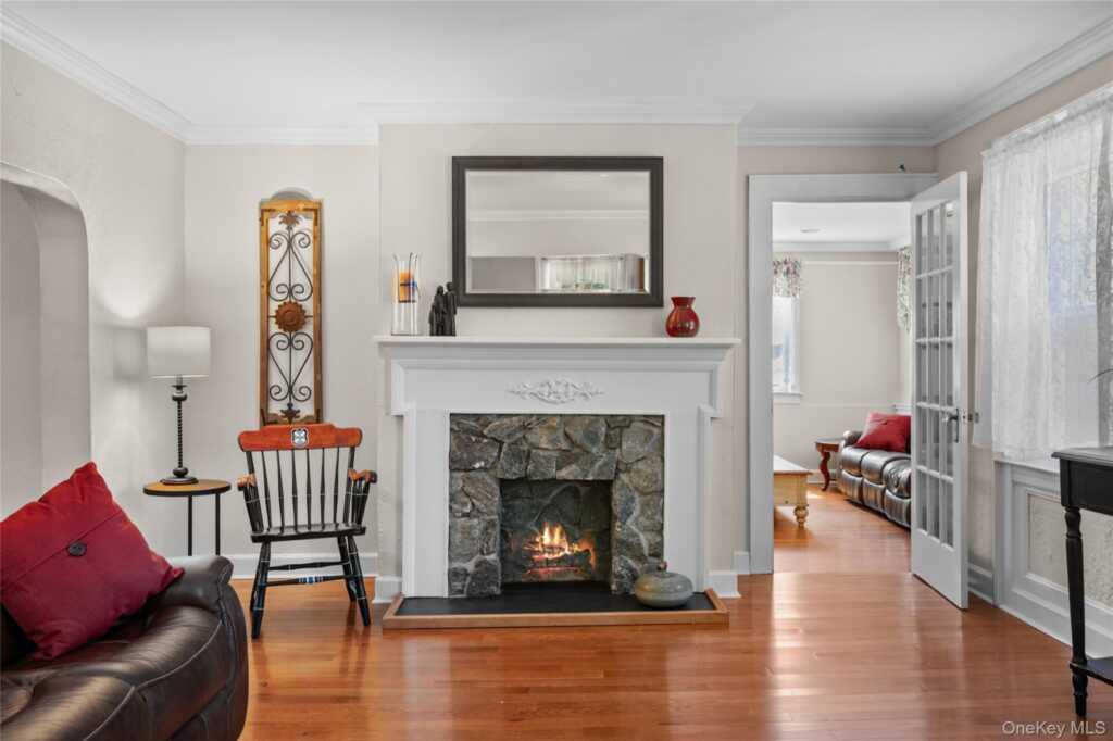 1 Pembroke Street, New Rochelle, NY 10801 - Photo 7 of 47