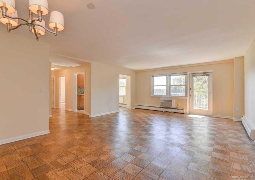 101 Gedney Street, Unit #4Y, Nyack, NY 10960