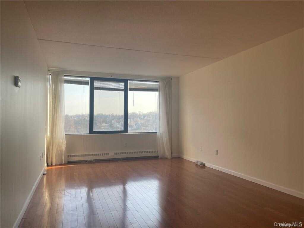4 Martine Avenue, Unit #814, White Plains, NY 10606 - Photo 9 of 9