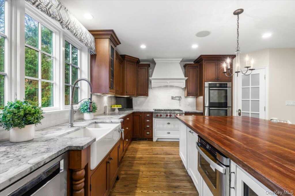 30 Lindbergh Avenue, Rye, NY 10580 - Photo 13 of 36