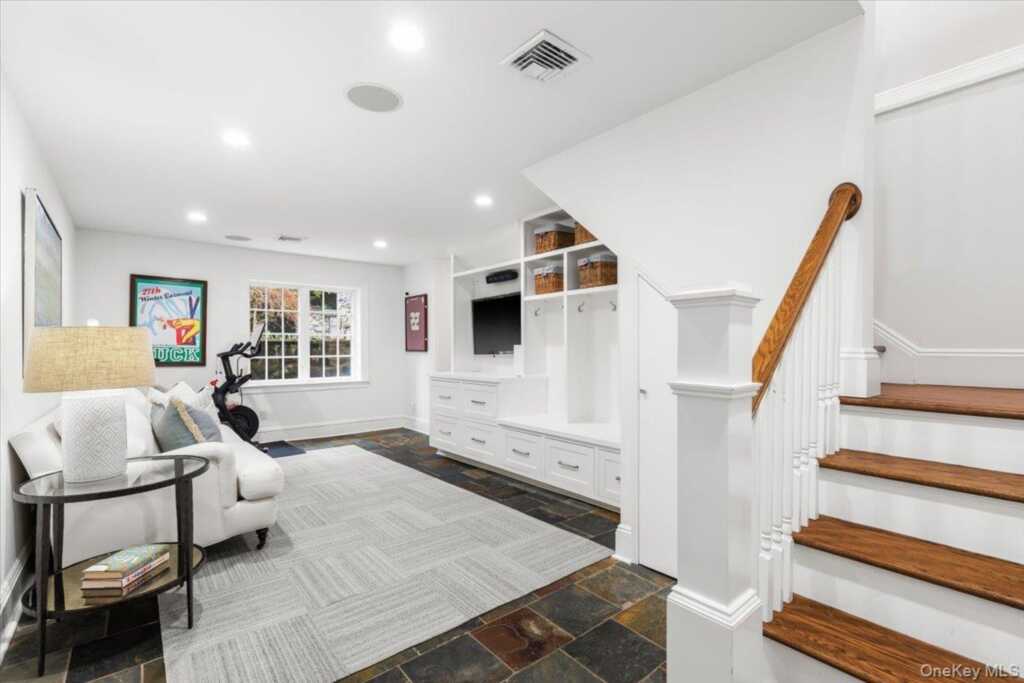 30 Lindbergh Avenue, Rye, NY 10580 - Photo 25 of 36