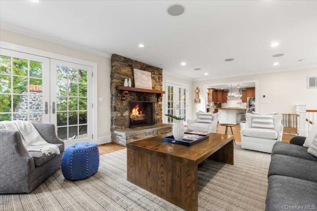 30 Lindbergh Avenue, Rye, NY 10580 - Photo 8 of 36