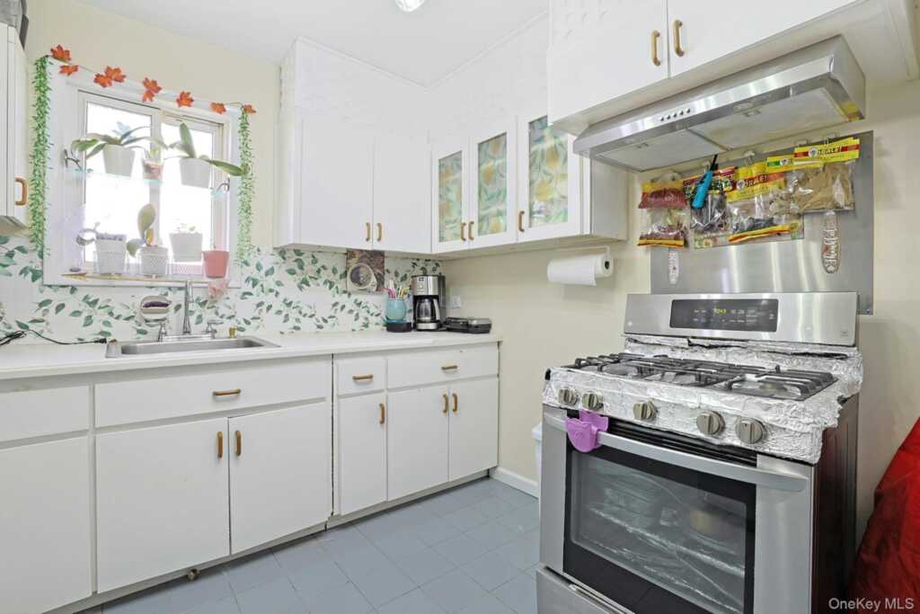 3 Grandview Avenue, Nanuet, NY 10954 - Photo 24 of 38