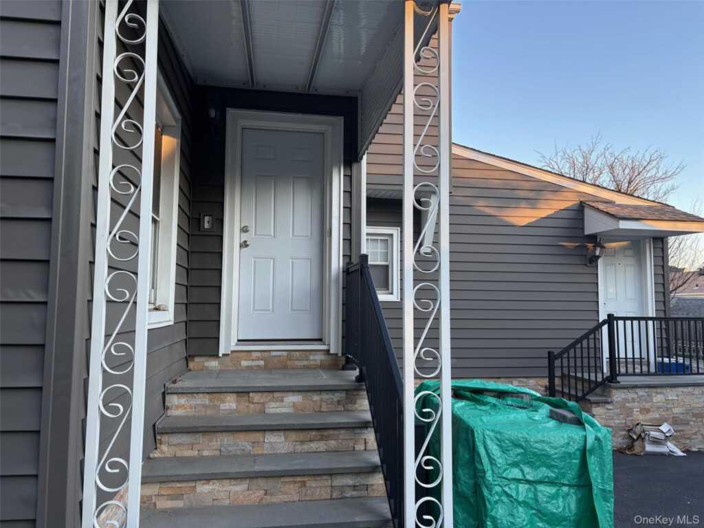 82 Putnam Avenue, Rye, NY 10573 - Photo 2 of 35