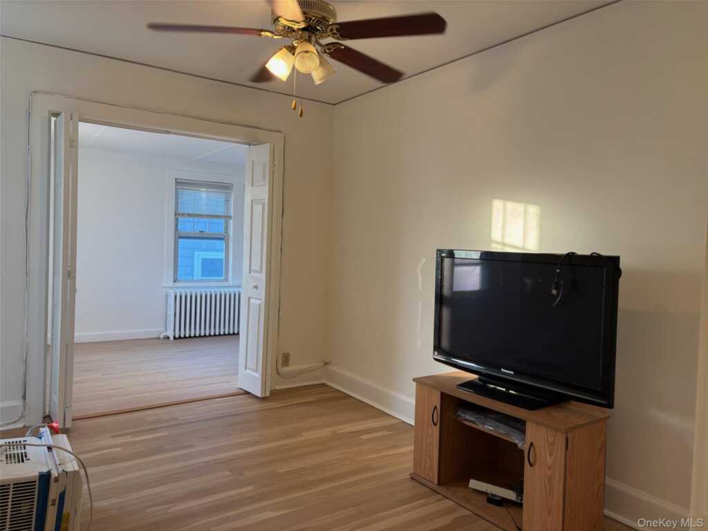 82 Putnam Avenue, Rye, NY 10573 - Photo 23 of 35