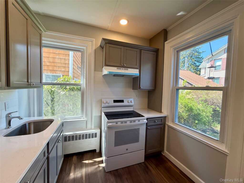 54 4th Avenue, Unit #1, Nyack, NY 10960 - Photo 2 of 5