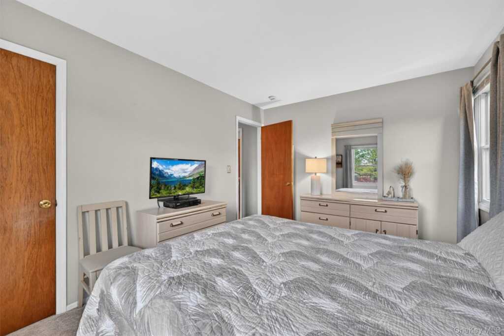 8 Cartwright Road, Stony Point, NY 10980 - Photo 26 of 42