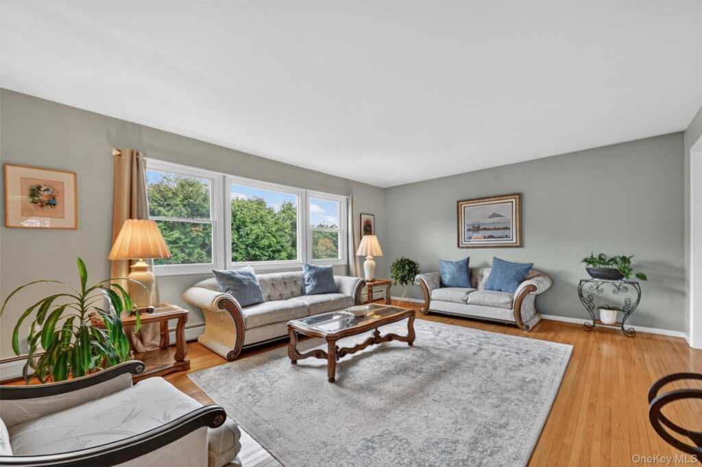 8 Cartwright Road, Stony Point, NY 10980 - Photo 8 of 42